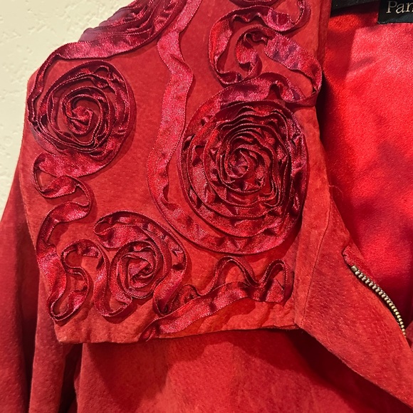 Pamela McCoy Couture beautiful suede jacket. - Picture 3 of 11